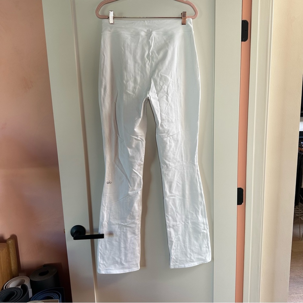 ALO Yoga White Flare Pants - Picture 5 of 8